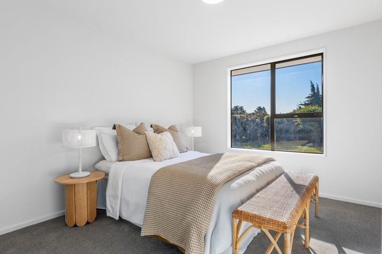 Photo of property in 2 De Courcy Place, Avondale, Christchurch, 8061