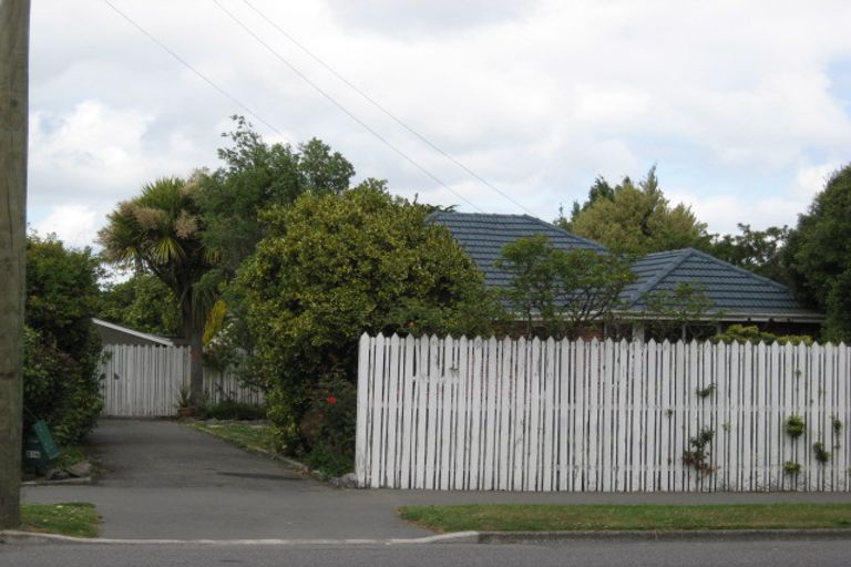 Photo of property in 316 Withells Road, Avonhead, Christchurch, 8042