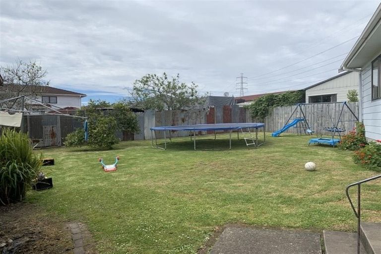 Photo of property in 18 Sidey Avenue, Clover Park, Auckland, 2019
