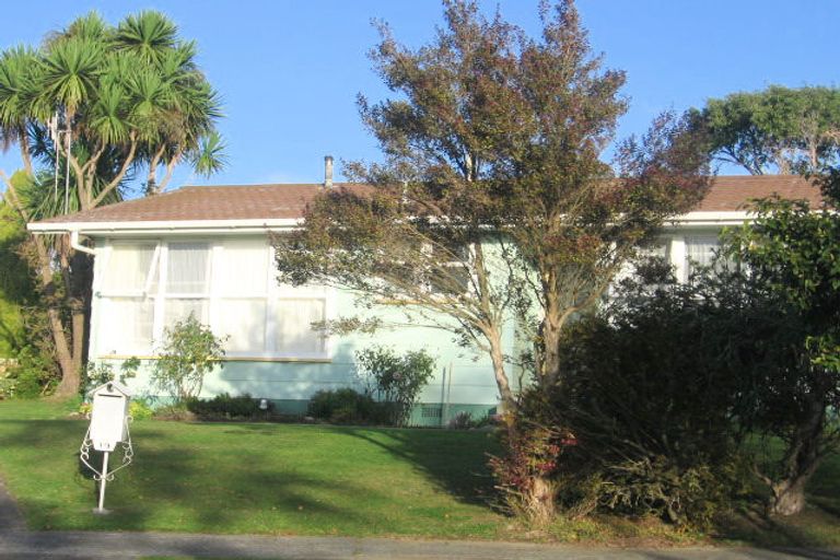 Photo of property in 19-21 Clutha Place, Westbrook, Palmerston North, 4412