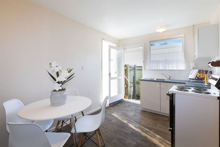 Photo of property in 4/350 Armagh Street, Christchurch Central, Christchurch, 8011