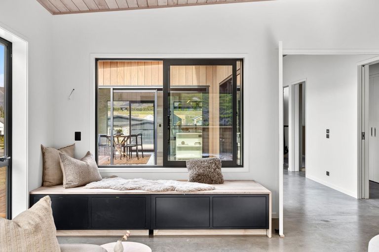 Photo of property in 36 Atkins Road, Luggate, Wanaka, 9382