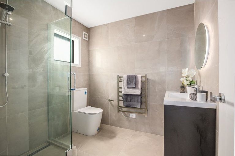 Photo of property in 4 Omaka Place, Aotea, Porirua, 5024