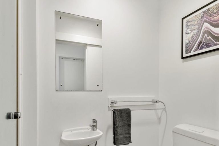 Photo of property in Cambridge Apartments, 303/43 Anzac Avenue, Auckland Central, Auckland, 1010