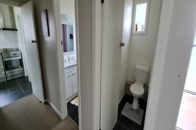 Photo of property in 1/70 Settlement Road, Papakura, 2110