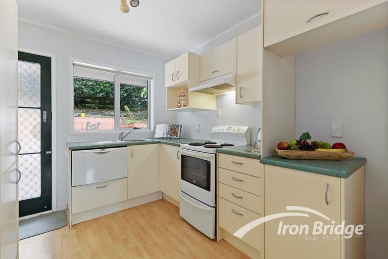 Photo of property in 1/17 Cresta Avenue, Beach Haven, Auckland, 0626