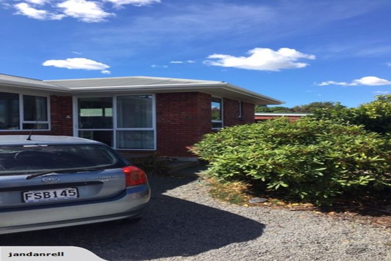 Photo of property in 16 Birkenhead Street, Avonhead, Christchurch, 8042