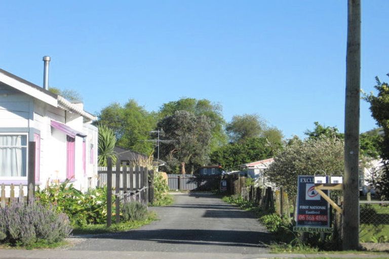 Photo of property in 11 De Lautour Road, Kaiti, Gisborne, 4010