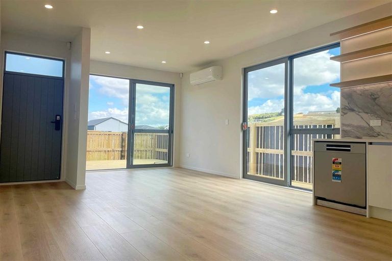 Photo of property in 20 Oopunga Road, Pukekohe, 2120