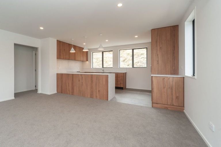 Photo of property in 47 Oakum Road, Whitby, Porirua, 5024