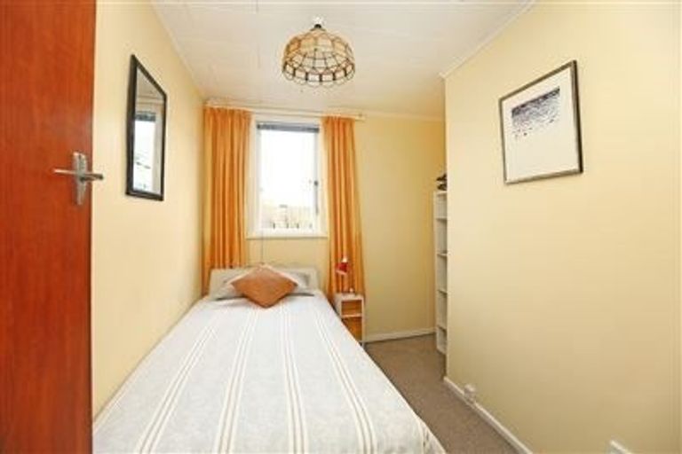 Photo of property in 38 Kauri Street, Miramar, Wellington, 6022