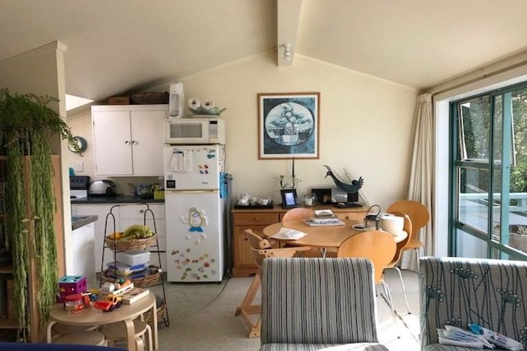 Photo of property in 1/87 Hataitai Road, Hataitai, Wellington, 6021