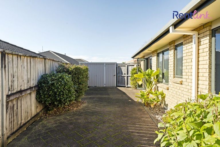Photo of property in 1 Kochia Avenue, Pyes Pa, Tauranga, 3112