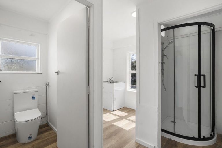 Photo of property in 639 Swanson Road, Swanson, Auckland, 0612