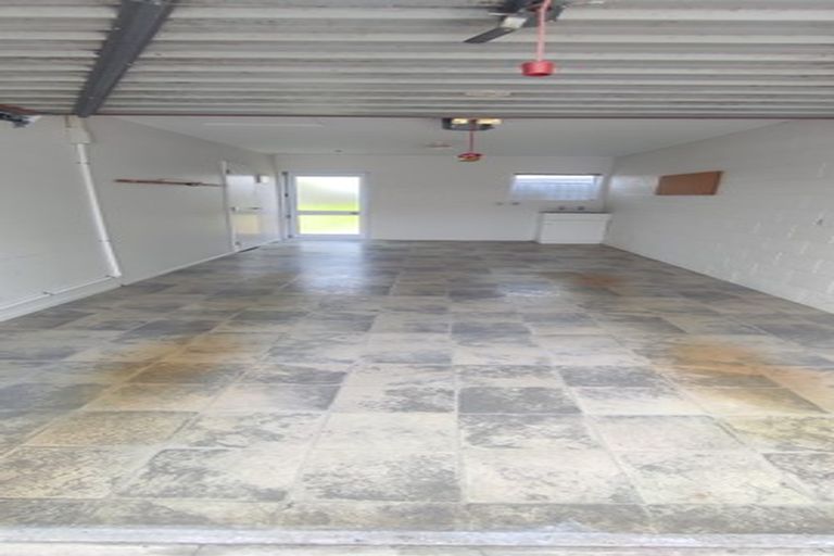 Photo of property in 96d Lakeside Drive, Orewa, 0931