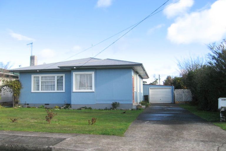 Photo of property in 223 Tudor Avenue, Mayfair, Hastings, 4122