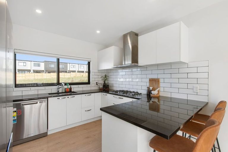 Photo of property in 34 Artemis Way, Flat Bush, Auckland, 2019