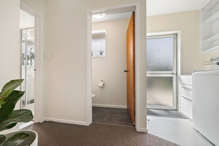 Photo of property in 1/204a Riccarton Road, Riccarton, Christchurch, 8041