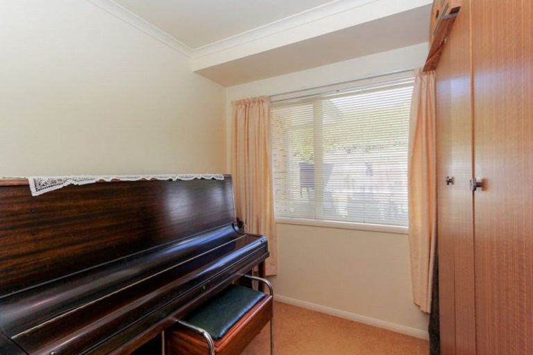 Photo of property in 16 Thames Street, Welbourn, New Plymouth, 4310