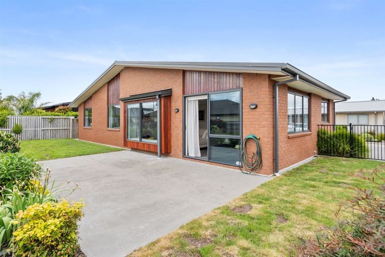 Photo of property in 40 Jarrett Terrace, Leamington, Cambridge, 3432