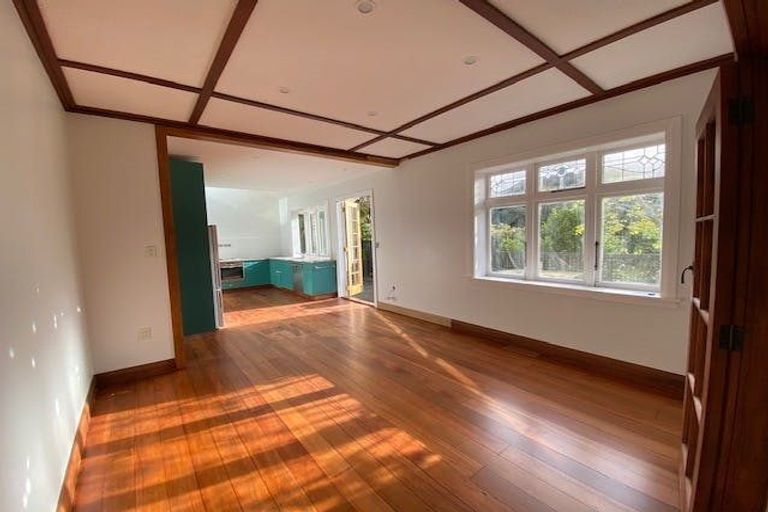 Photo of property in 21a Putnam Street, Northland, Wellington, 6012