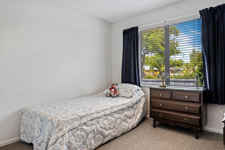 Photo of property in 63a Chesterfield Mews, Russley, Christchurch, 8042