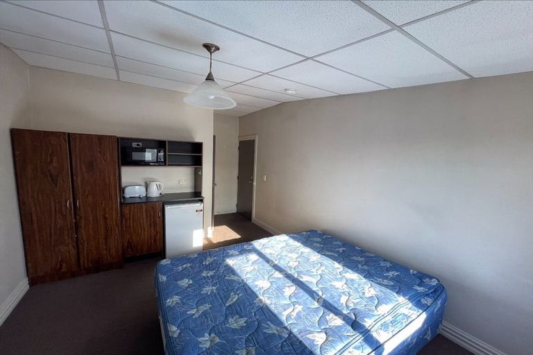 Photo of property in 5 Anzac Avenue, Dunedin Central, Dunedin, 9016