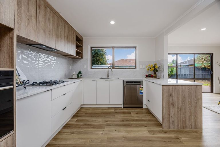 Photo of property in 114 Old Wairoa Road, Papakura, 2110