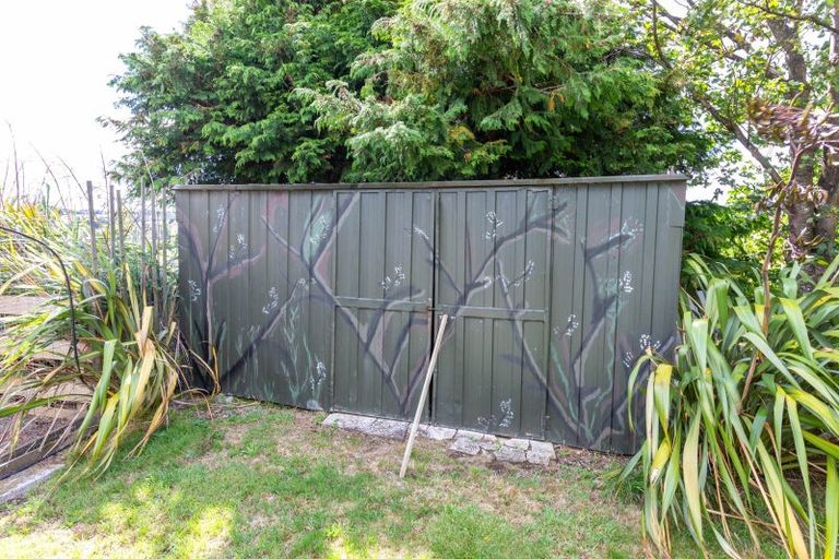 Photo of property in 27 Robertshawe Crescent, Dannevirke, 4930