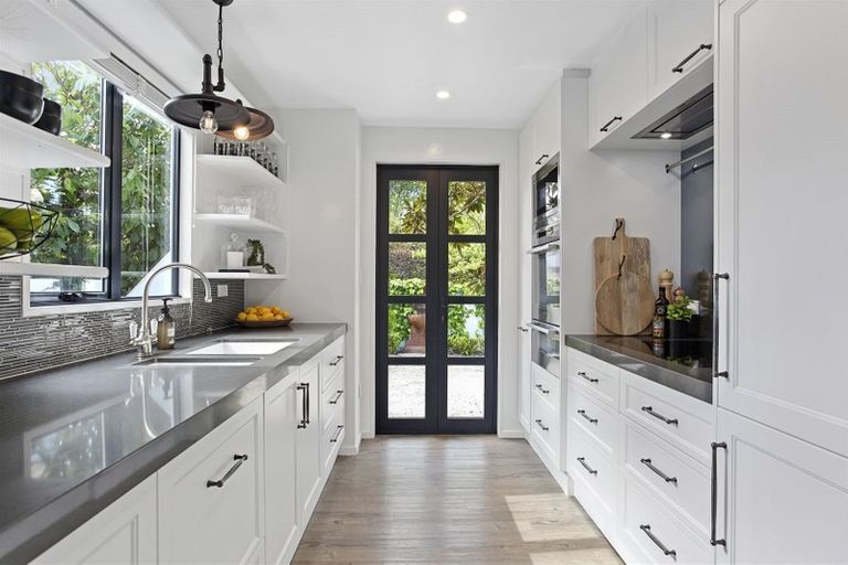 Photo of property in 43 Cox Street, Merivale, Christchurch, 8014