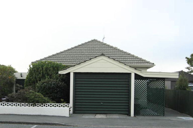 Photo of property in 17 Trafalgar Street, Maori Hill, Timaru, 7910