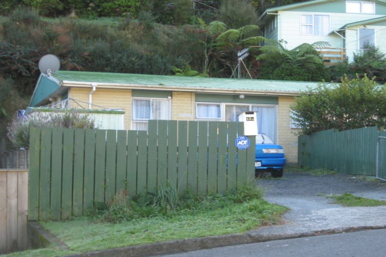 Photo of property in 13a John Street, Stokes Valley, Lower Hutt, 5019