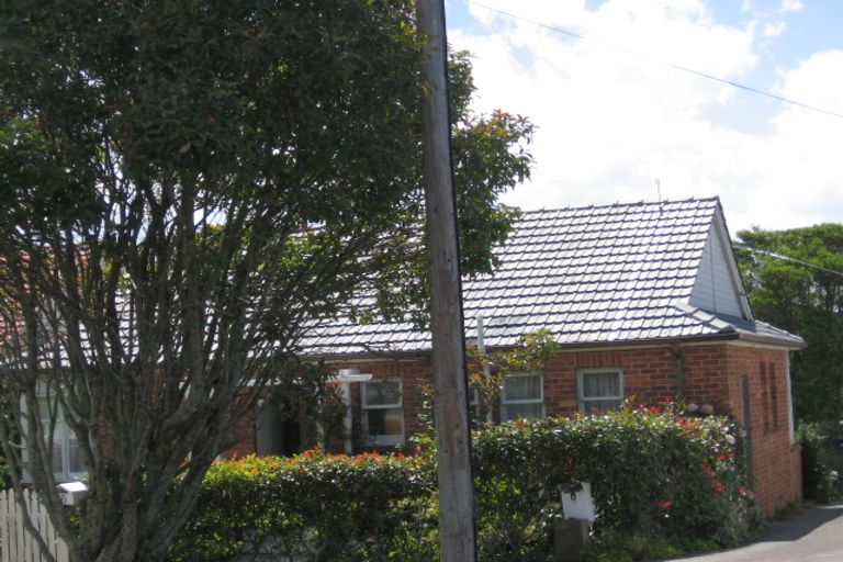 Photo of property in 15a Range View Road, Mount Albert, Auckland, 1025