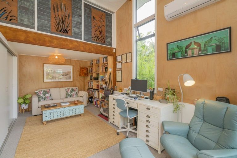 Photo of property in 9 Kenneth Avenue, Whitianga, 3510