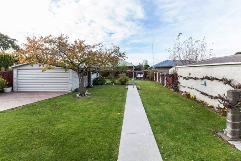 Photo of property in 17 Halliwell Avenue, Papanui, Christchurch, 8052