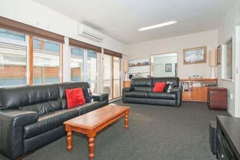 Photo of property in 15 Harley Grove, Boulcott, Lower Hutt, 5010
