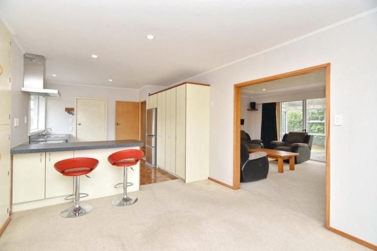 Photo of property in 10 Weston Place, Rangiora, 7400