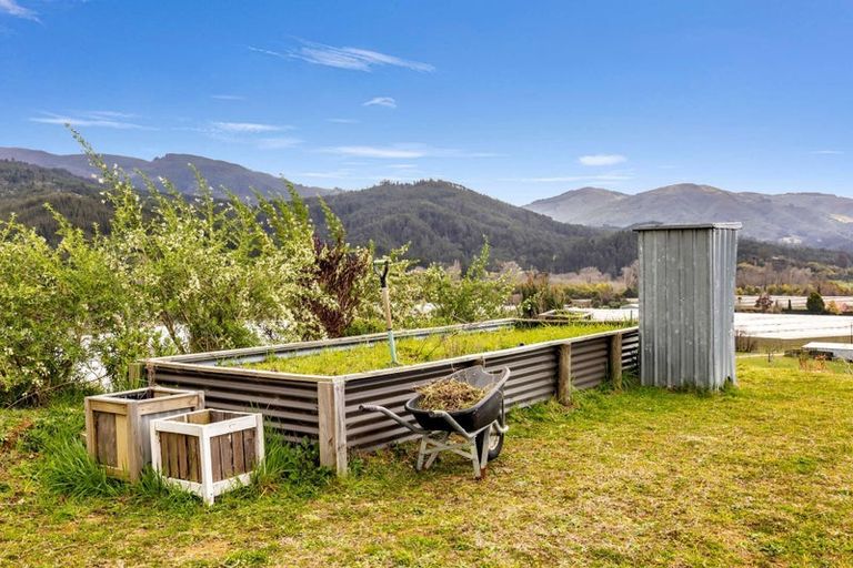 Photo of property in 12 Wharua Tiro Place, Motueka, 7196