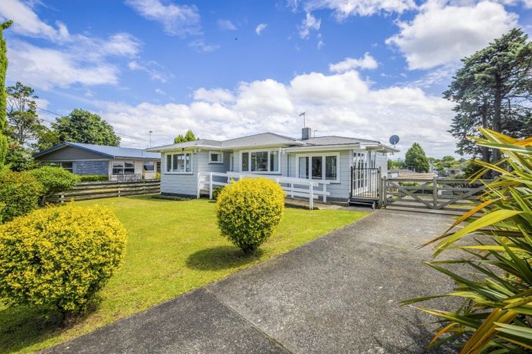 Photo of property in 20 Rembrandt Place, Opaheke, Papakura, 2113
