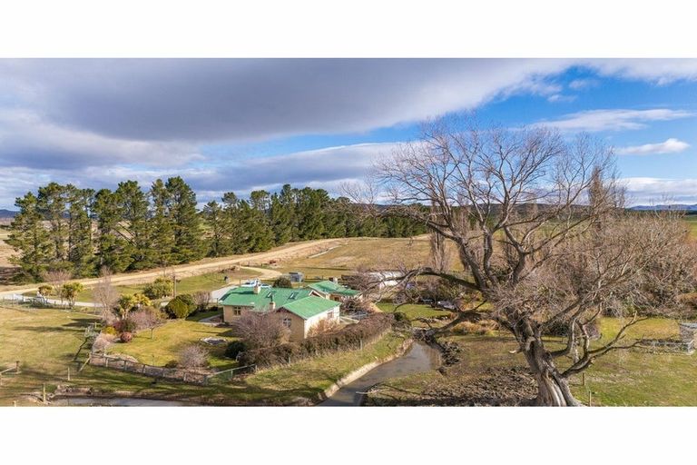 Photo of property in 49 Clouston Road, Omakau, 9376