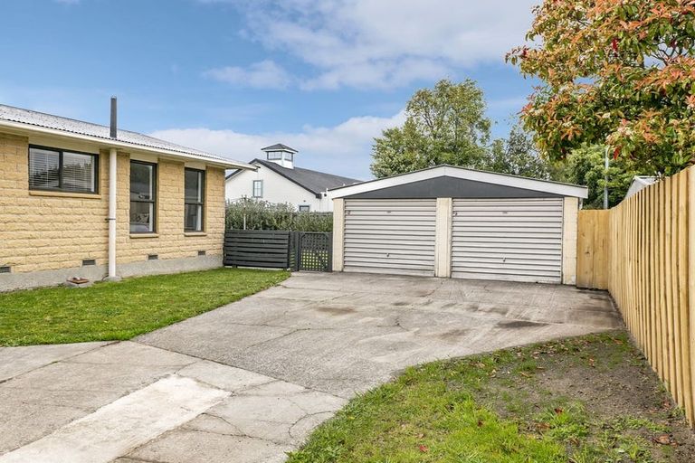 Photo of property in 3 Rosamund Place, Halswell, Christchurch, 8025