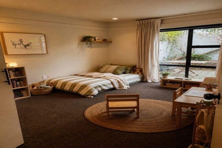 Photo of property in 7b Morrows Mead, Wanaka, 9305