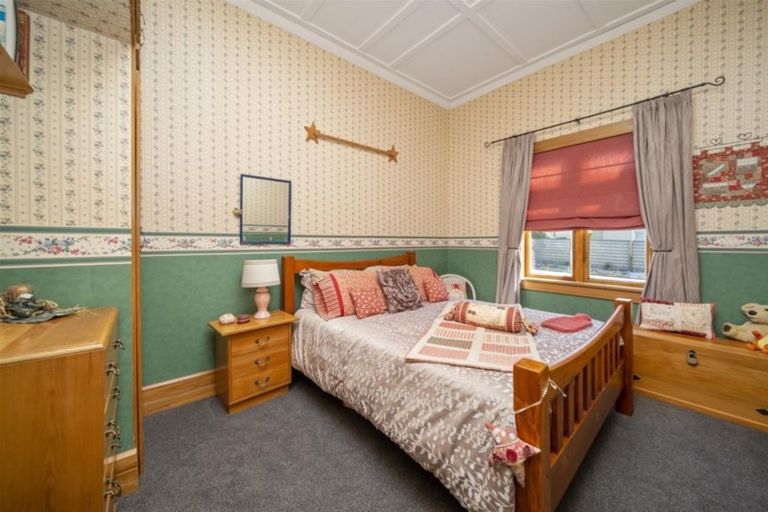 Photo of property in 81 Collins Street, Hawera, 4610