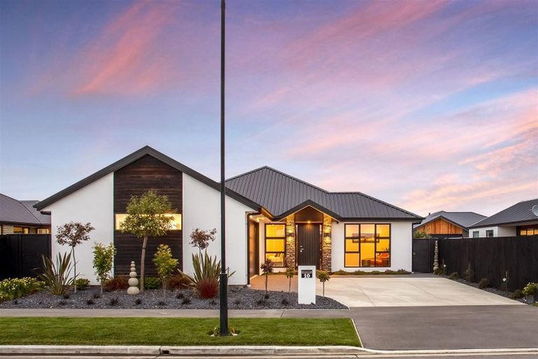 Photo of property in 10 Mckerrow Street, Marshland, Christchurch, 8083