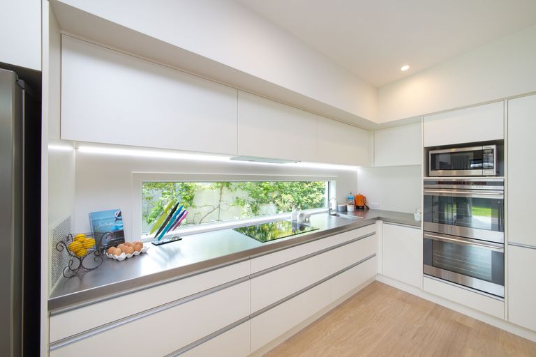 Photo of property in 16 Grand Oaks Drive, Awapuni, Palmerston North, 4412