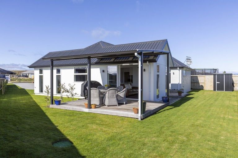 Photo of property in 40 Maru Terrace, Wharewaka, Taupo, 3330