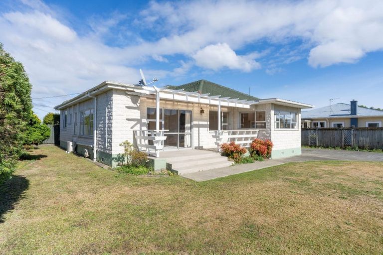 Photo of property in 35 York Street, Levin, 5510