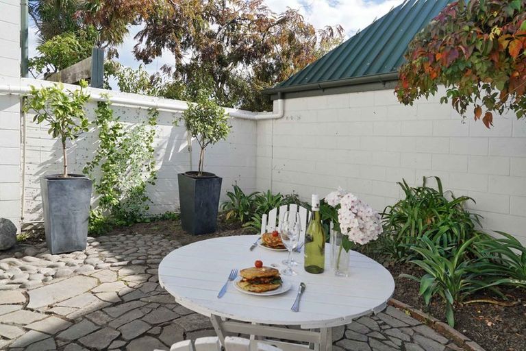 Photo of property in 3/12 Shrewsbury Street, Merivale, Christchurch, 8014