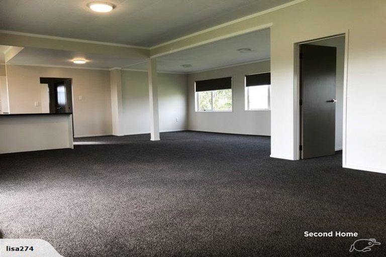 Photo of property in 1218 State Highway 16, Waimauku, 0883