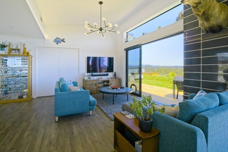 Photo of property in 8 Racecourse Terrace Rise, Hokitika, 7882